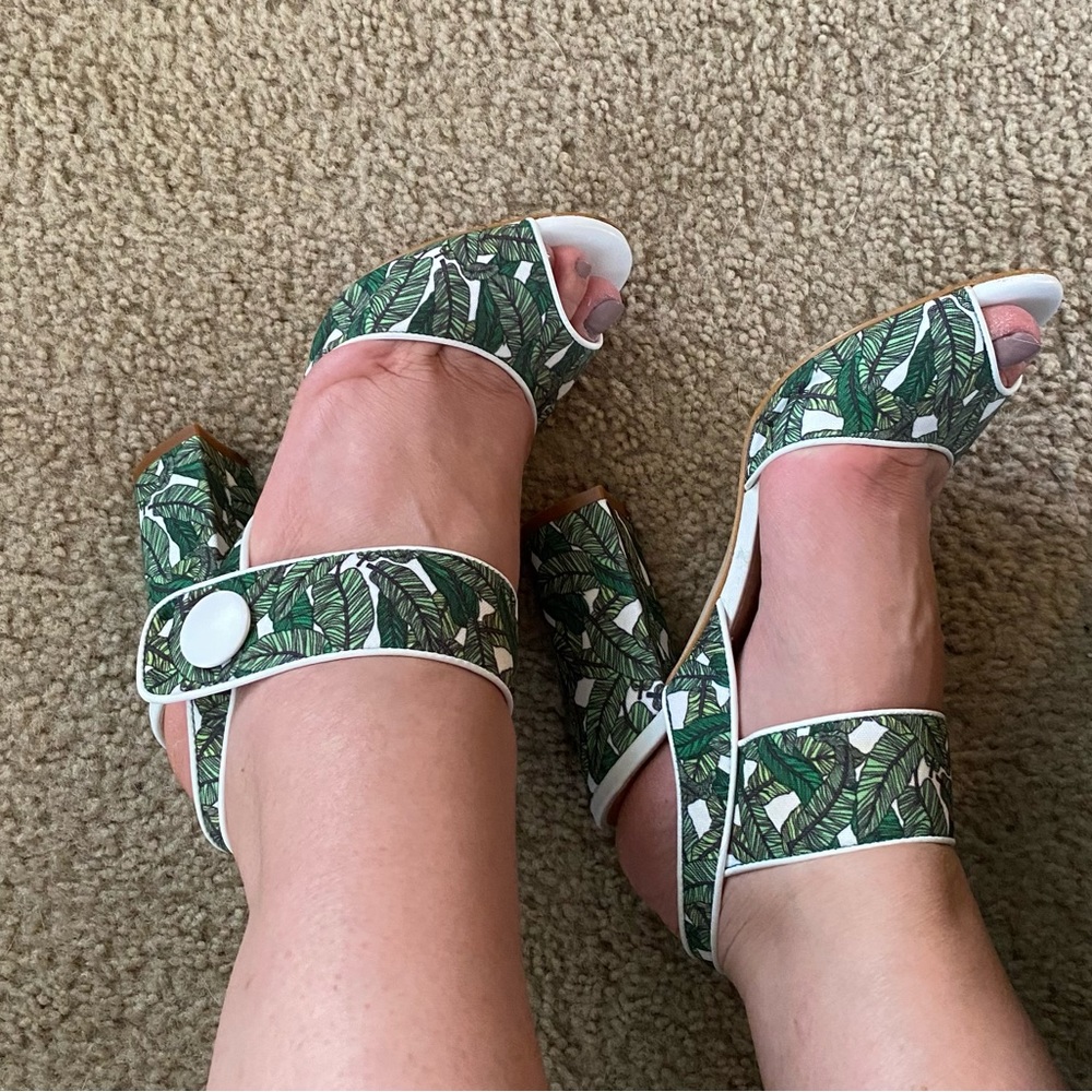 Elorie block Heels women’s summer sandals.